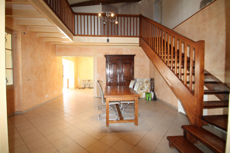 Maison - 268 m² - 8 pièces