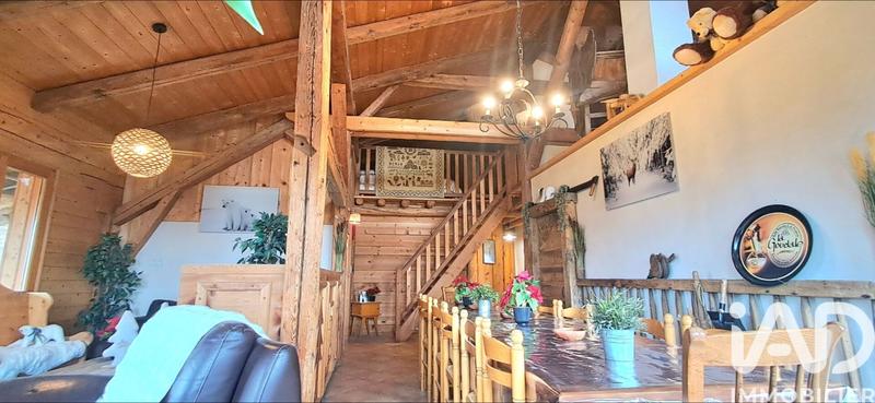 Maison - 224 m² - 5 pièces