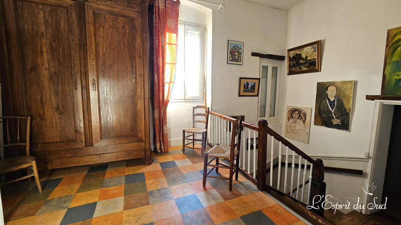 Maison ancienne - 355 m² - 8 pièces