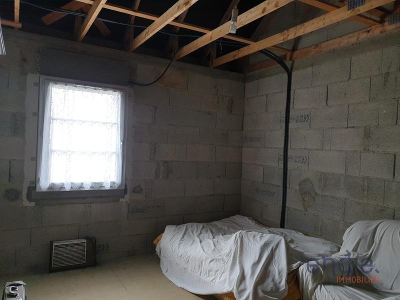 Maison - 99 m² - 5 pièces