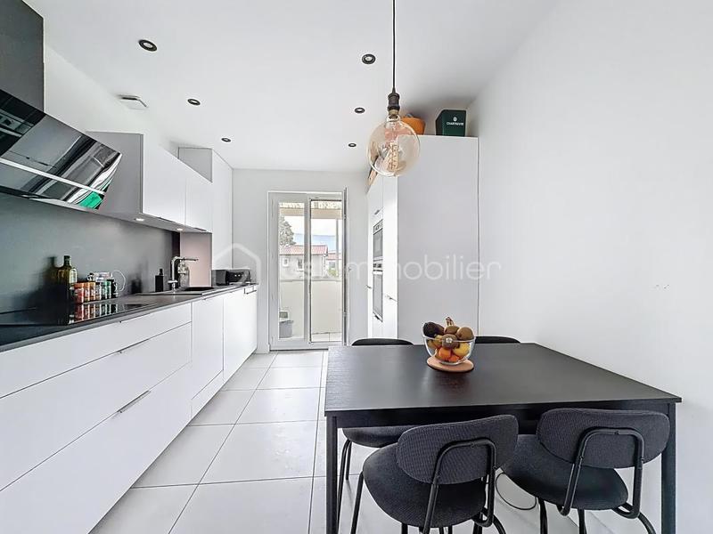 Appartement - 56 m² - 3 pièces