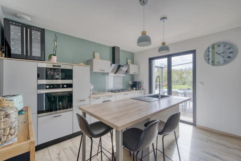 Maison - 127 m² - 5 pièces