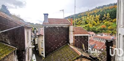 Maison - 180 m² - 9 pièces