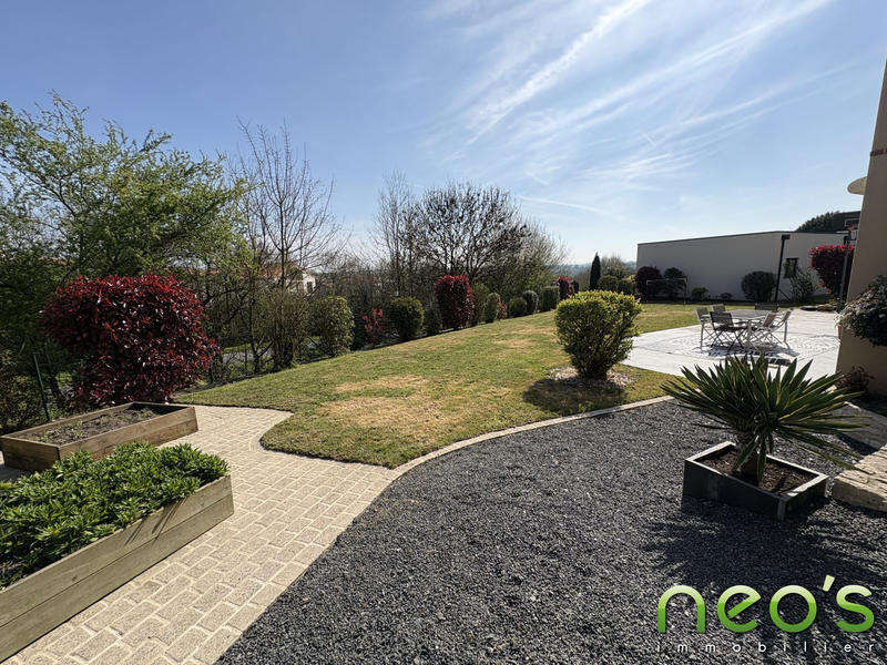 Maison contemporaine - 134 m² - 7 pièces