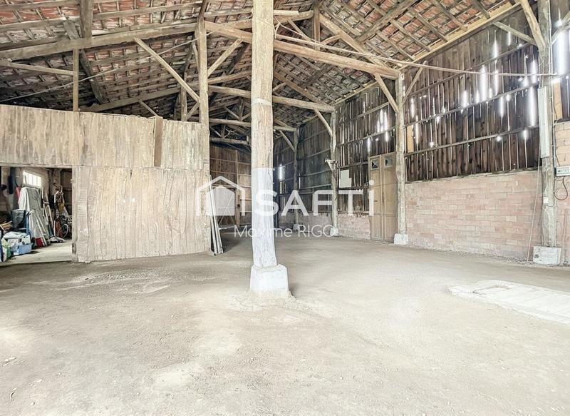 Maison de ville - 212 m² - 9 pièces