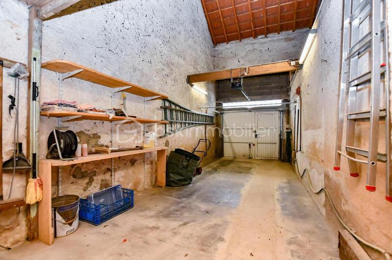 Maison - 160 m² - 7 pièces