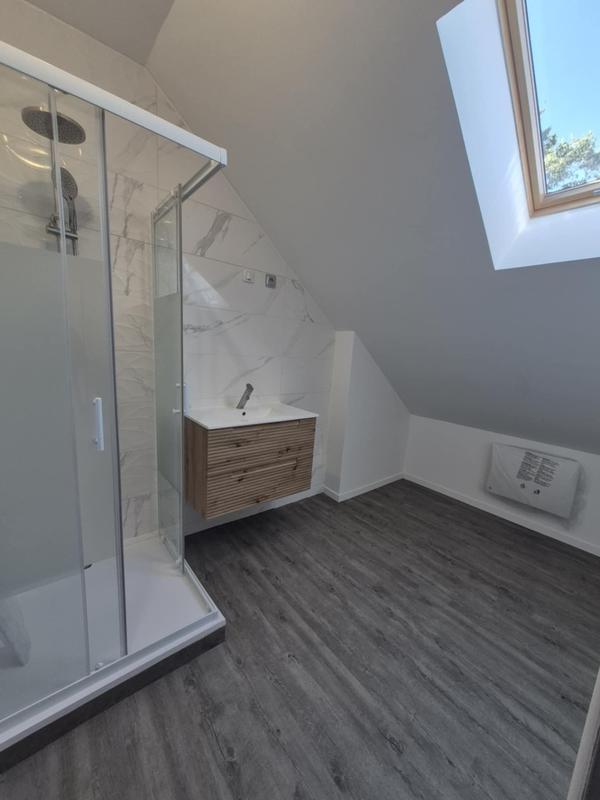 Maison - 85 m² - 4 pièces