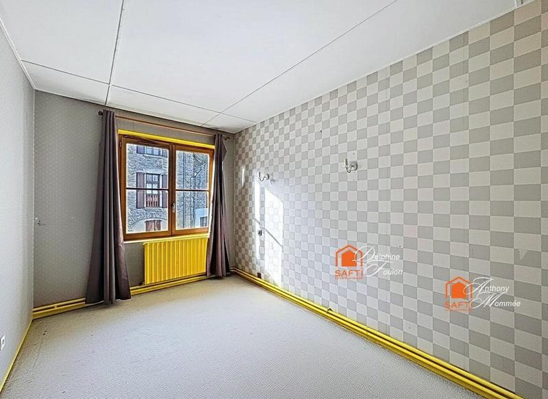 Maison - 85 m² - 5 pièces