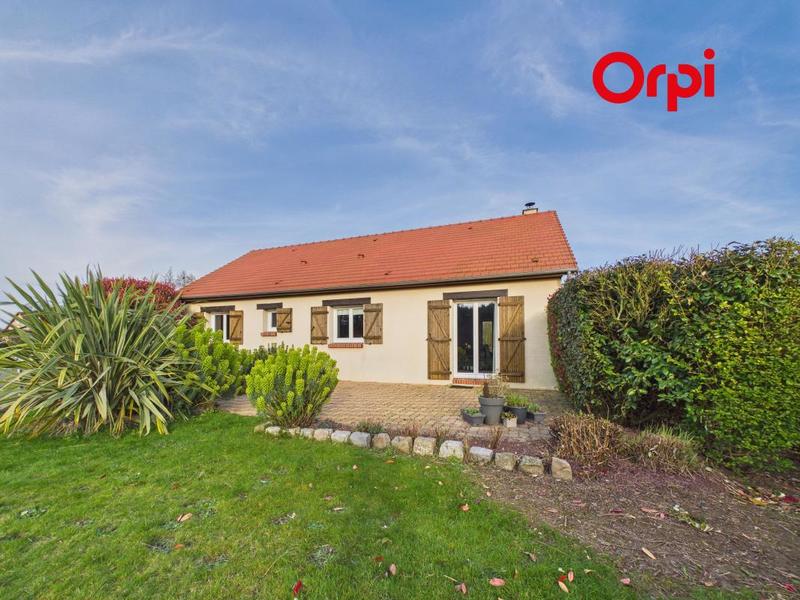 Maison - 90 m² - 5 pièces