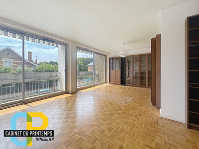 Appartement - 81 m² - 3 pièces