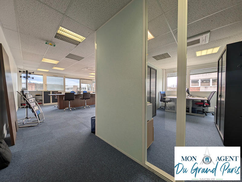 Bureau - 180 m² - 7 pièces