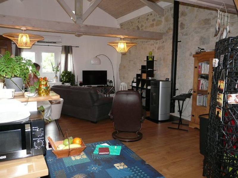 Maison en pierre - 203 m² - 6 pièces