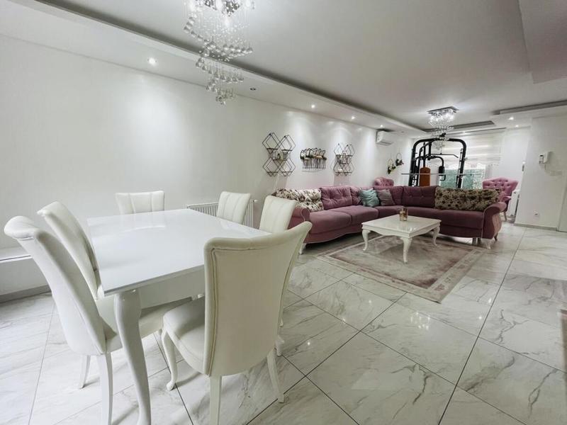 Maison - 107 m² - 4 pièces