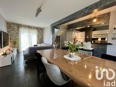 Maison - 105 m² - 5 pièces