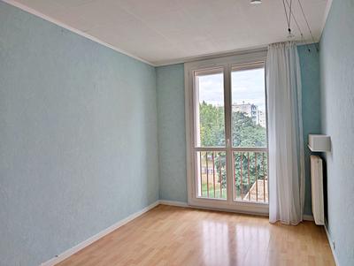 Appartement - 91 m² - 5 pièces