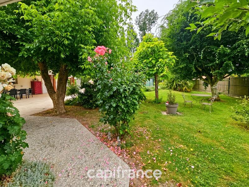 Maison - 162 m² - 8 pièces