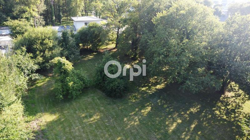 Terrain constructible - 1 236 m²