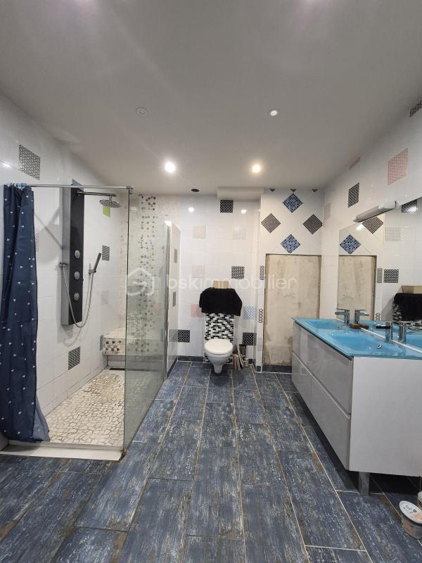 Appartement - 102 m² - 4 pièces