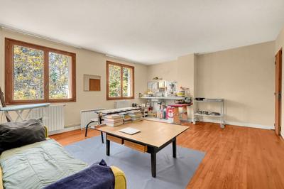 Maison - 210 m² - 5 pièces