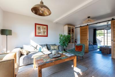 Maison - 159 m² - 6 pièces