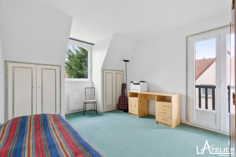 Maison - 145 m² - 7 pièces