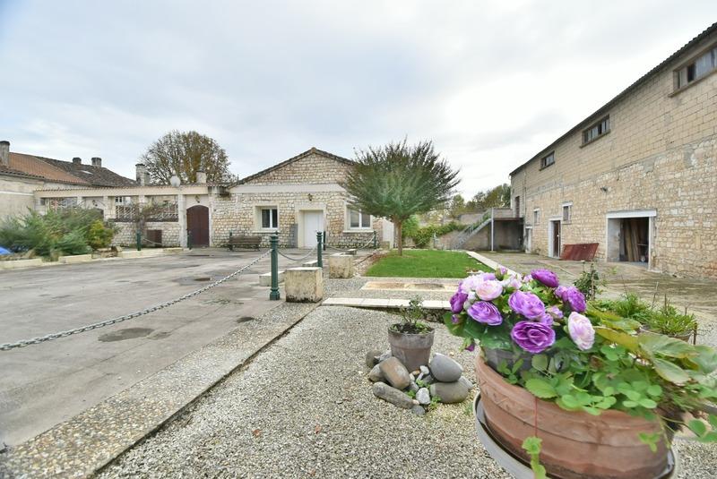 Immeuble - 2 500 m²