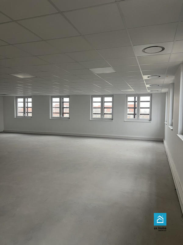 Local commercial - 124 m²