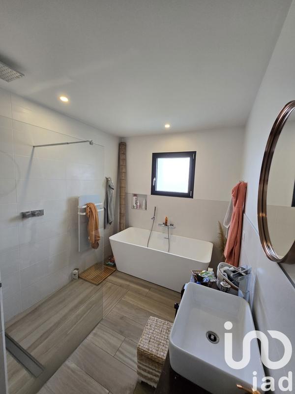 Maison - 138 m² - 5 pièces