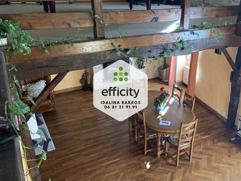 Maison - 203 m² - 7 pièces