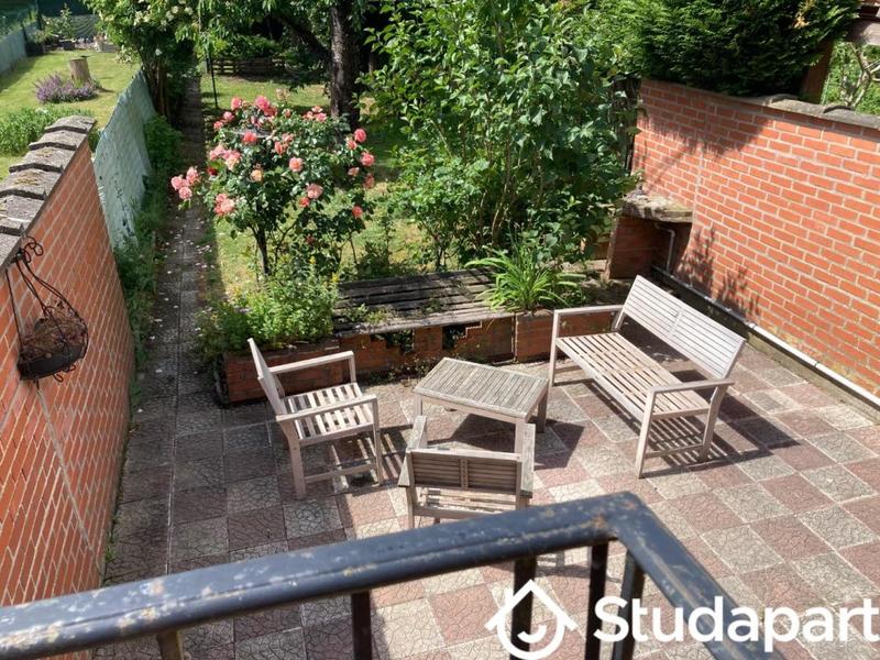 Chambre - 10 m² - 1 pièce