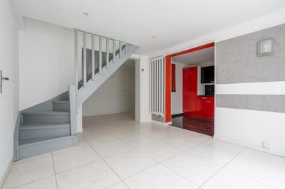 Maison - 94 m² - 4 pièces