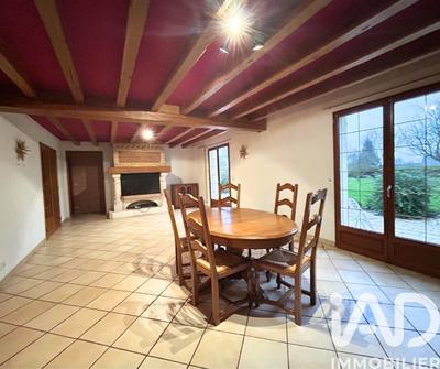 Maison - 160 m² - 5 pièces