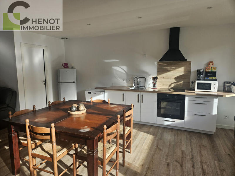 Appartement - 80 m² - 3 pièces