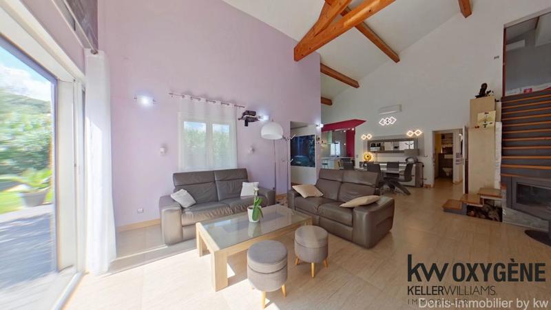 Villa - 172 m² - 6 pièces