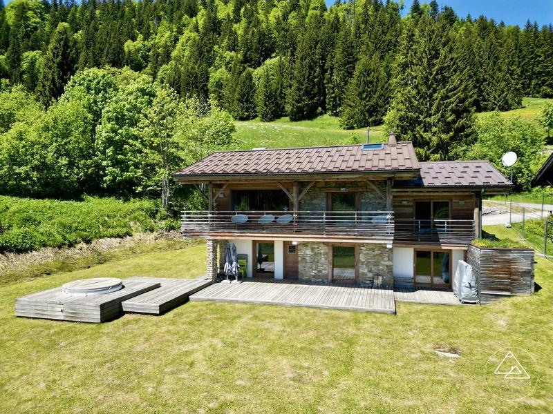 Châlet - 176 m² - 7 pièces