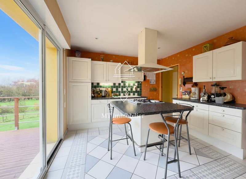 Maison - 130 m² - 5 pièces