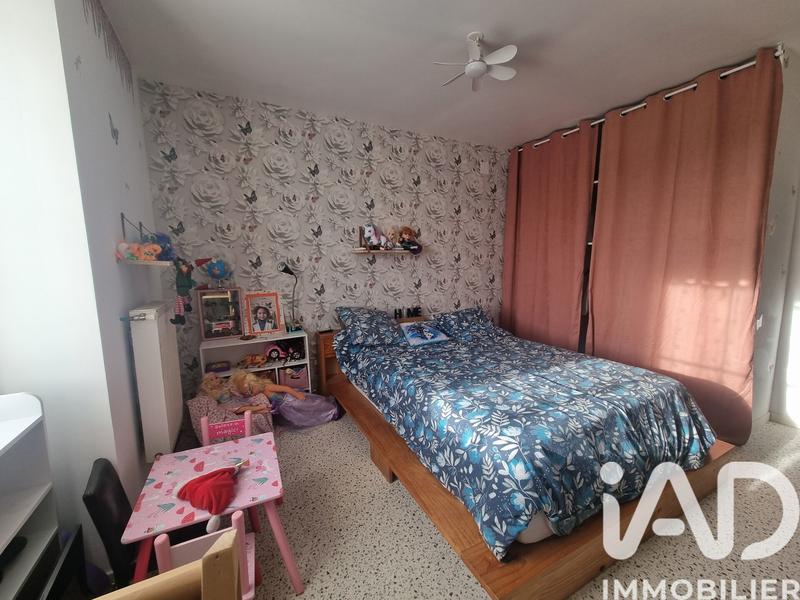 Maison - 230 m² - 7 pièces