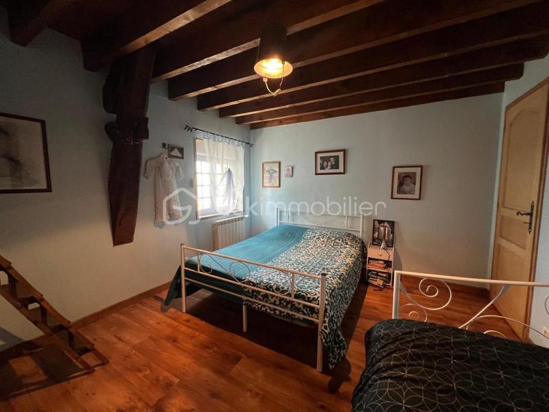 Maison en pierre - 176 m² - 7 pièces