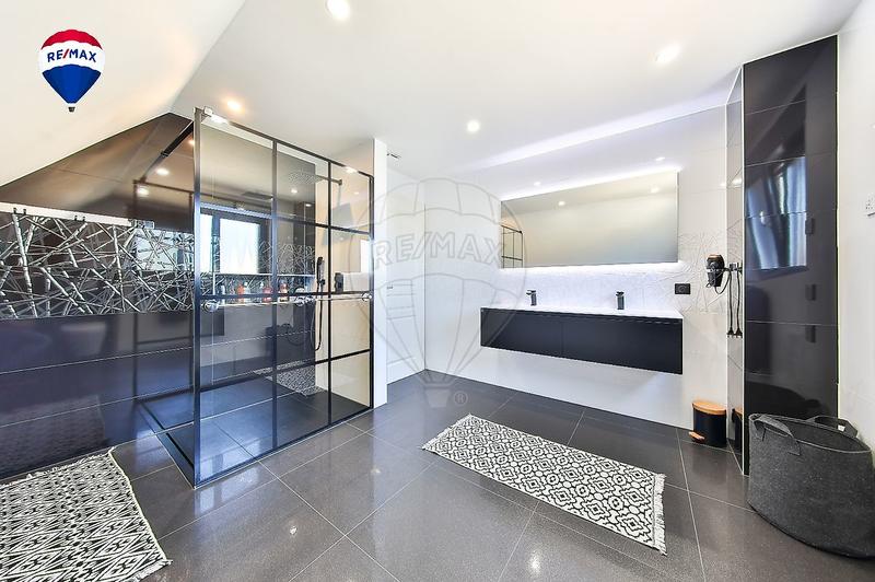 Maison - 128 m² - 5 pièces