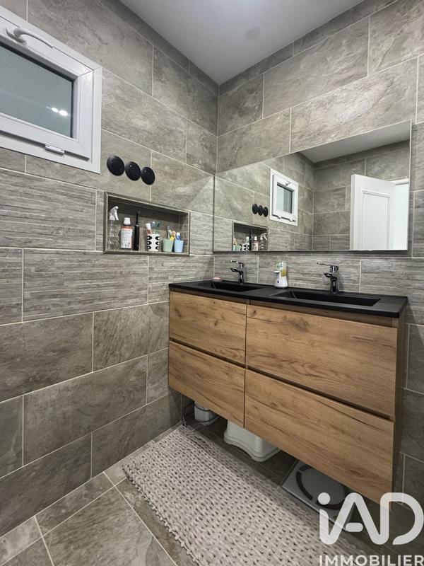 Maison - 84 m² - 4 pièces