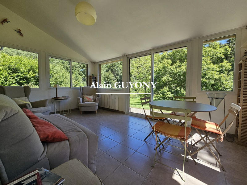 Maison traditionnelle - 94 m² - 4 pièces