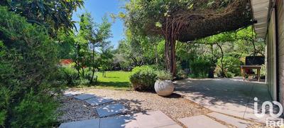 Maison de maîtres - 263 m² - 7 pièces