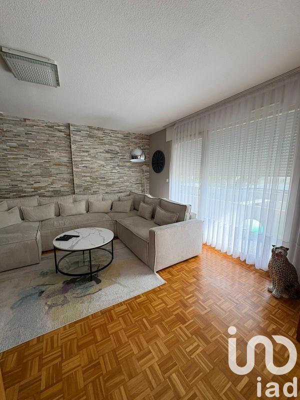 Appartement - 98 m² - 4 pièces