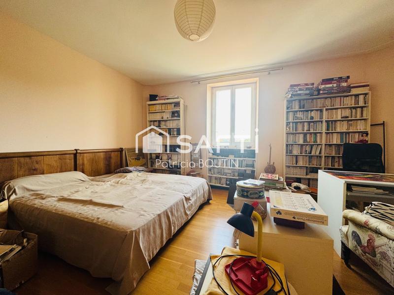 Maison de maîtres - 339 m² - 13 pièces