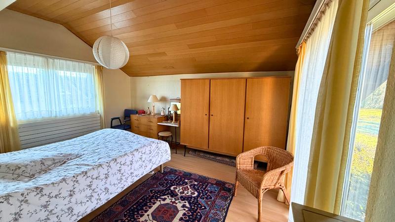 Maison - 225 m² - 8 pièces