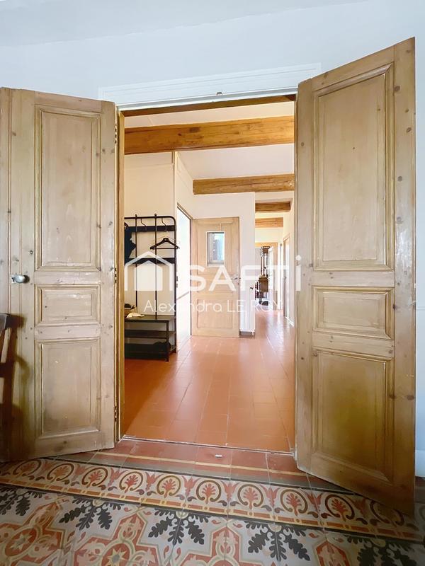 Maison - 200 m² - 10 pièces