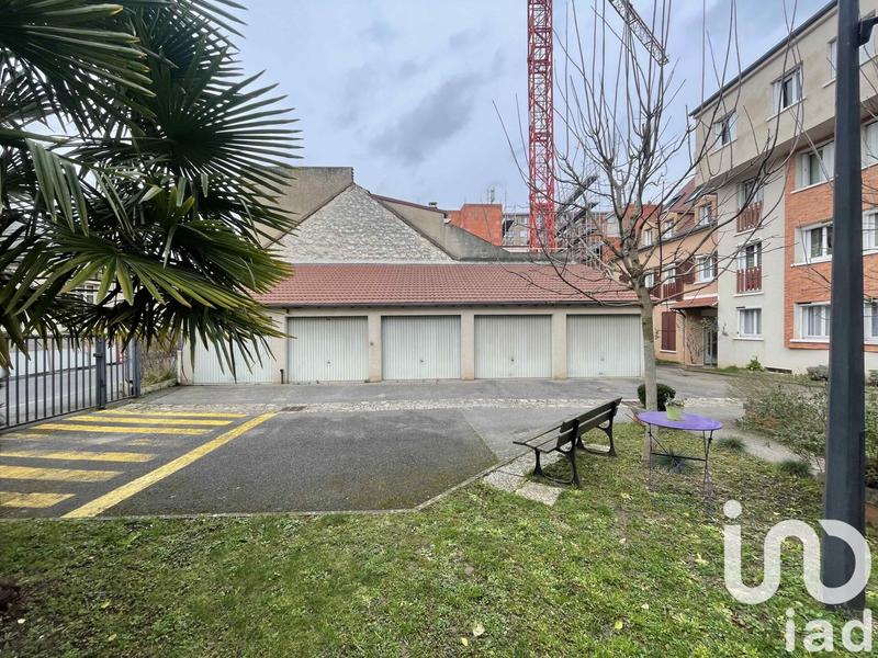 Appartement - 85 m² - 5 pièces