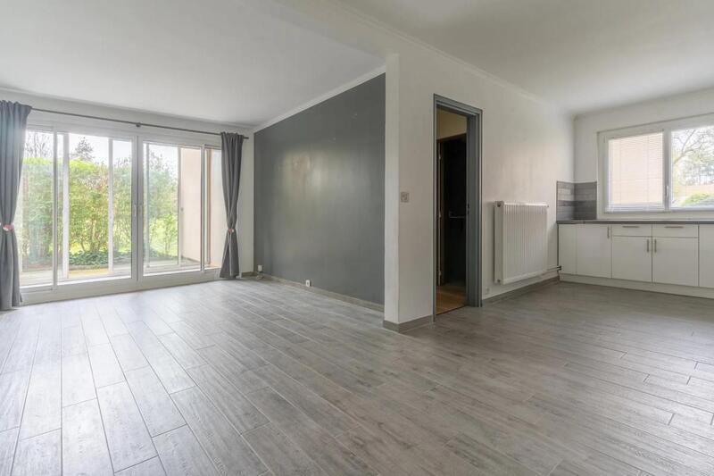 Appartement - 93 m² - 5 pièces