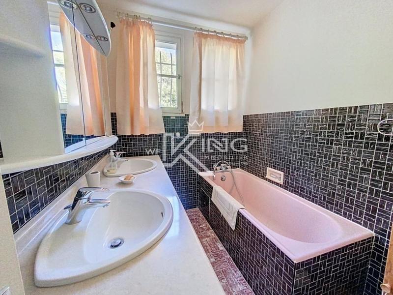 Villa - 141 m² - 4 pièces