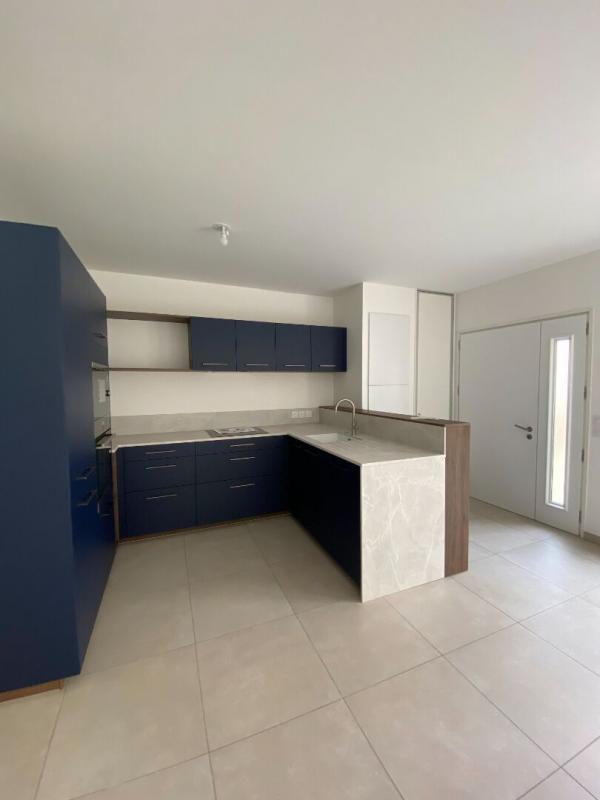 Maison - 91 m² - 4 pièces